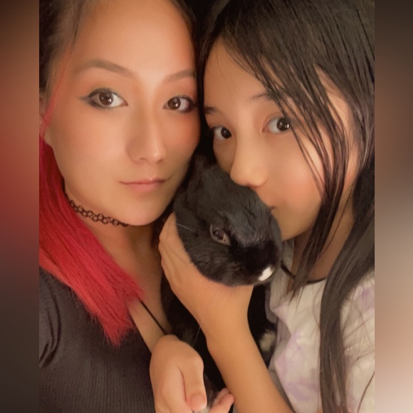 💜🩷Hi!! I’m BUNNI!!🩷💜 - Picture 2 of 9